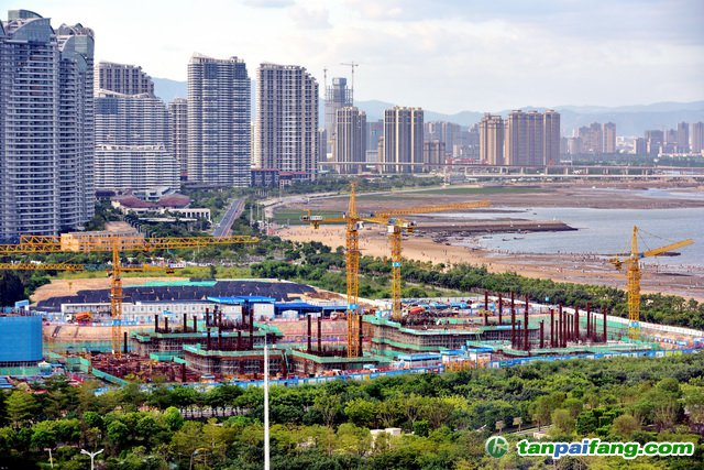 建筑領(lǐng)域是我國能源消耗的三大領(lǐng)域之一，也是重要的碳排放源。攝影/章軻
